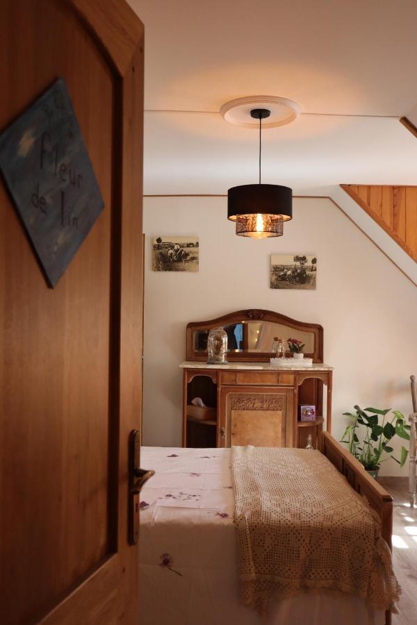 Kleene Geluk - Chambres Et Table D'Hotes Saint-Jans-Cappel Eksteriør bilde